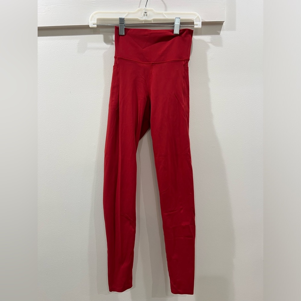 Joja Red Pocket Spin Leggings